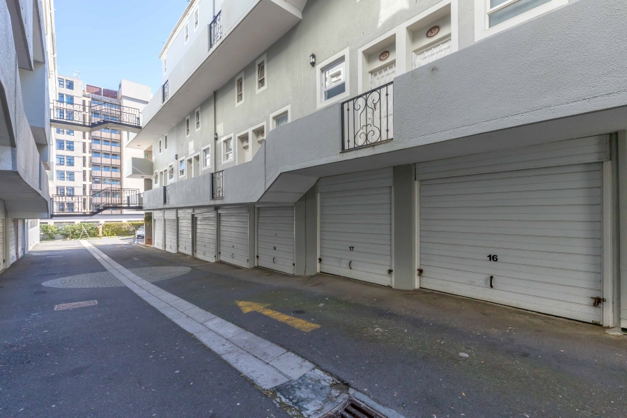 1 Bedroom Property for Sale in Milnerton Central Western Cape